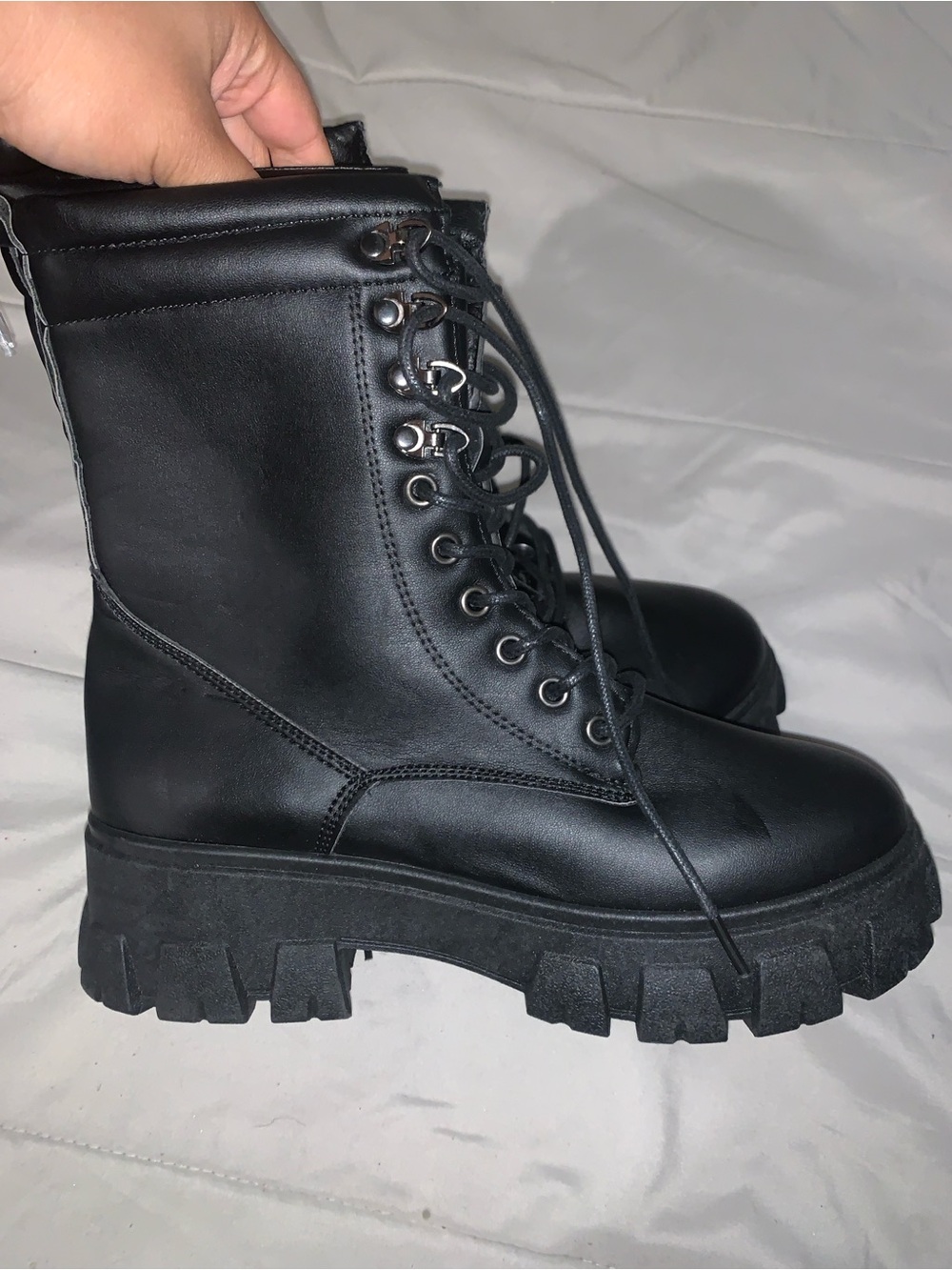 BLACK BOOTS ‼️